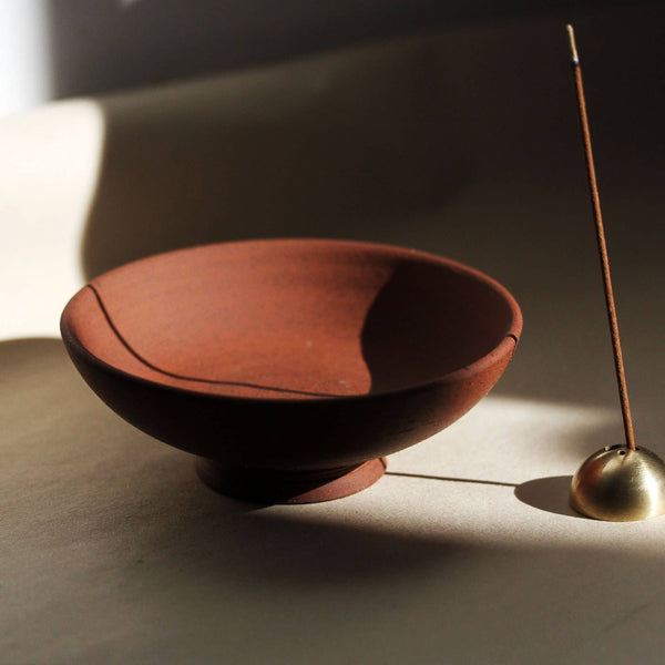 Incense Chalice in Terracotta ( earth & cloud ) Zen. Artisan