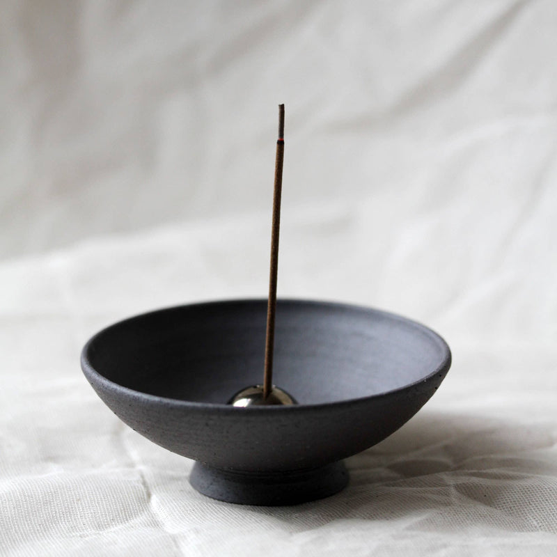 Mineral Purple, Incense Chalice in Terracotta. Zen. Artisan