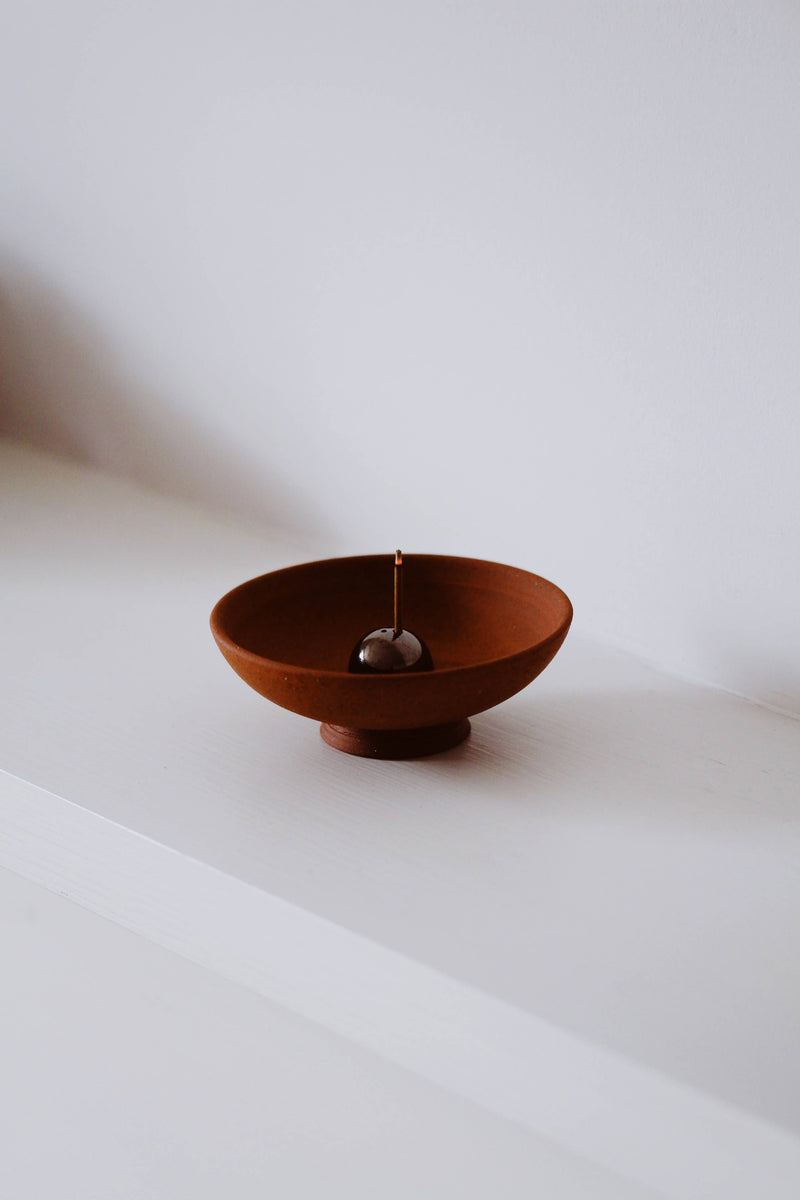 Incense Chalice in Terracotta ( earth & cloud ) Zen. Artisan