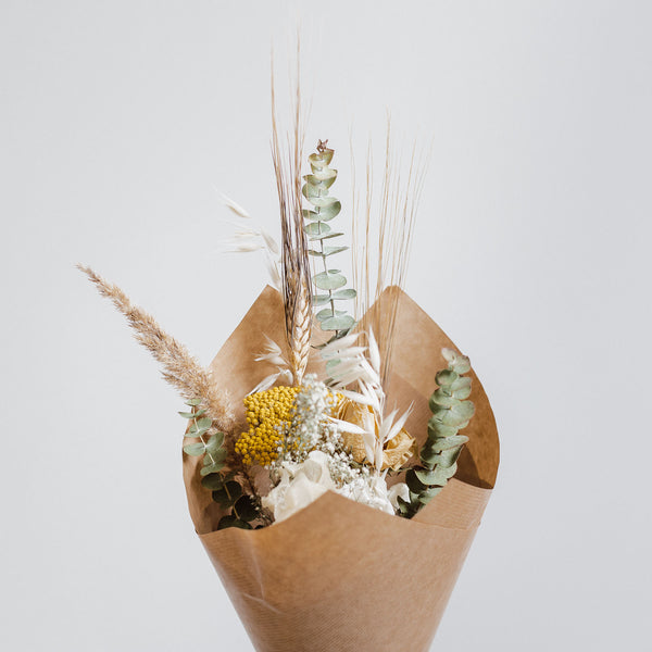 Natural dried flower posies and bouquets at trendy Edinburgh and Midlothian florist 