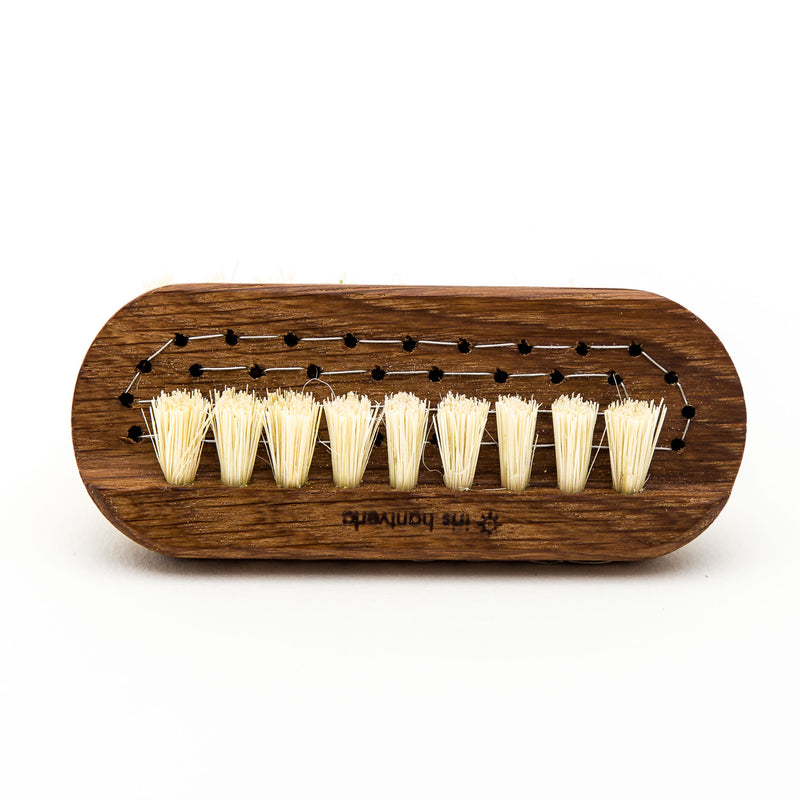 Oiled Oak & Tampico Bristle Nail Brush