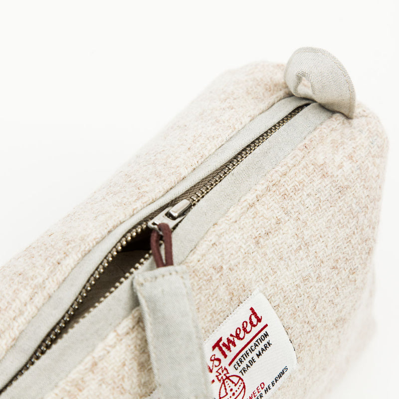 Harris Tweed Wash Bag in Cream
